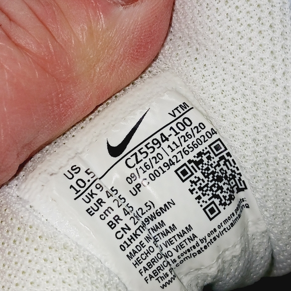 Nike Air Max 90 Streetwear/Lifestyle Shoes Size 10.5 for Men - Picture 2 of 11